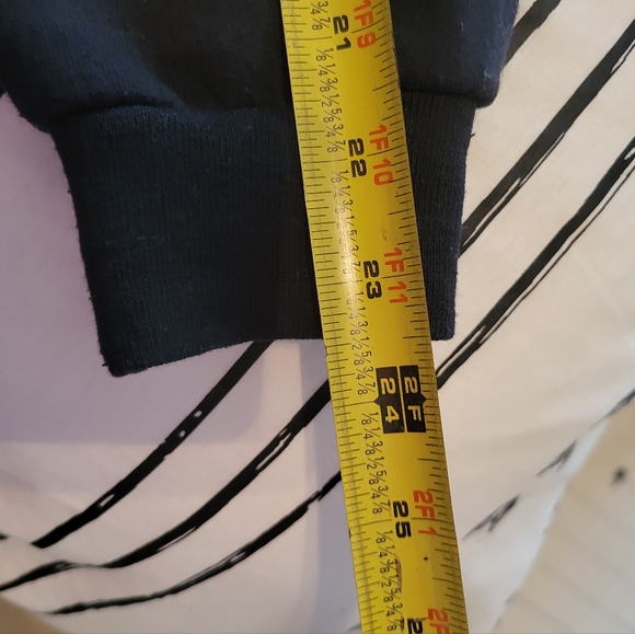 DISNEY Halloween 2019 Black Hooded Zip Up Size M - Picture 4 of 11